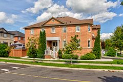 13 Silvervalley Drive, Caledon, ON L7E 2Y8