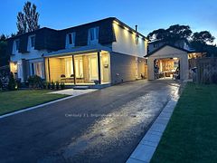 2579 Lundene Road N, Mississauga, ON L5J 3Y9