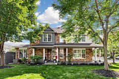 2413 Baintree Crescent, Oakville, ON L6M 4X1