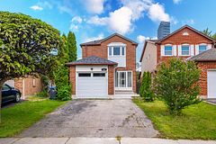 658 Galloway Crescent, Mississauga, ON L5C 3W1