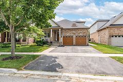 2210 Tiger Road, Burlington, ON L7M 4W9