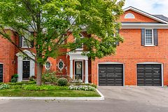 112 Fairwood Place W, Burlington, ON L7T 4B6
