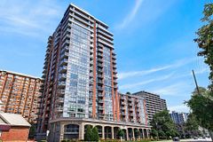 551 Maple Avenue 612, Burlington, ON L7S 1M7
