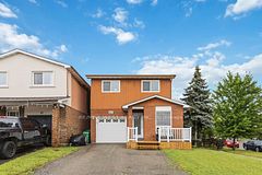 41 Winterfold Drive, Brampton, ON L6V 3S8