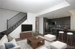 2212 Lake Shore Boulevard W TH1, Toronto, ON M8V 0C2