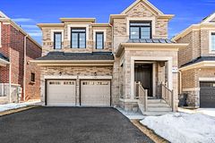 33 Gladmary Drive, Brampton, ON L6Y 0E4