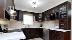 34 Palleschi Drive, Brampton, ON L6P 2R9