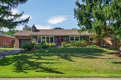 395 Lark Avenue, Burlington, ON L7T 2T1