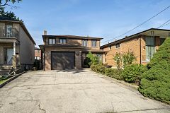 72 Chiswick Avenue, Toronto, ON M6M 4V3