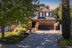 25 Salmon Way, Halton Hills, ON L7J 3B3