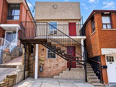 2094 Dufferin Street, Toronto, ON M6E 3R7