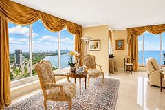 2045 Lake Shore Boulevard W 3705, Toronto, ON M8V 2Z6