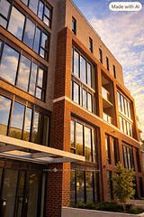 1 Vine Avenue 406, Toronto, ON M6P 0C8