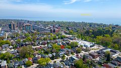 21 Sixteenth Street, Toronto, ON M8V 3J7