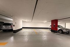 25 Neighbourhood Lane P3-C13, Toronto, ON M8Y 0C4