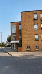 2275 Weston Road 206, Toronto, ON M9N 1Y3