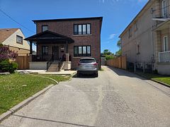 33 Ingleside Drive Lower, Toronto, ON M3K 1V2