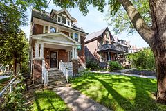 68 Beaty Avenue, Toronto, ON M6K 3B4