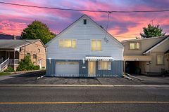 21 Denison Avenue, Brampton, ON L6X 1E8