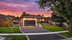 34 Ridgemount Road, Toronto, ON M9P 1C5
