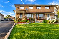 57 Lindylou Road, Toronto, ON M9M 2B1