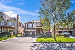 76 Midsummer Drive, Brampton, ON L6P 3E4