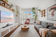 2855 Bloor Street W 103, Toronto, ON M8X 3A1