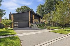 420 Abington Avenue, Mississauga, ON L5A 1L7