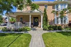 1039 Timmer Place, Milton, ON L9T 8H3