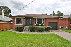 69 Ravenscrest Drive, Toronto, ON M9B 5N1