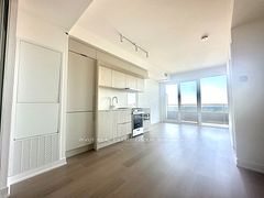 448 Burnhamthorpe Road W, Mississauga, ON L5B 0R4