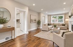 22 HAVENRIDGE Drive, Toronto, ON M9P 3M4