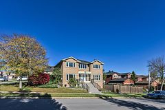 1225 Winterbourne Drive, Oakville, ON L6J 7G2