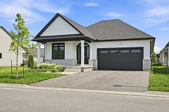 19 Oakley Drive, Niagara-on-the-Lake, ON L0S 1N0