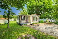 7489 Side Road 5 E Unit 72 Lakeside, Wellington North, ON N0G 2L0