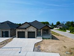 300 Ridge Street, Saugeen Shores, ON N0H 2C3