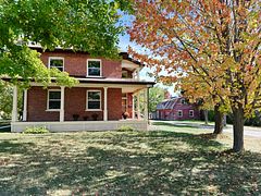 33 John Street, Kawartha Lakes, ON K0M 1A0