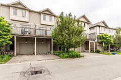 619 Wild Ginger Avenue C16, Waterloo, ON N2V 2X1