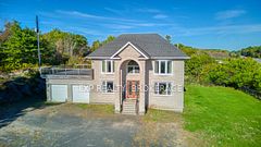 6 Oliver Road, Addington Highlands, ON K0H 1Z0