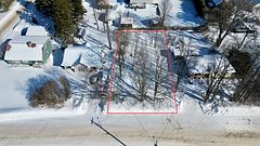 15 Tackabury Street, Northern Bruce Peninsula, ON N0H 1W0