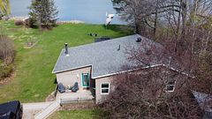 70 Kerry Point Road, Leeds and the Thousand Islands, ON K0E 1R0