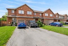 10 Cadham Boulevard 29, Hamilton, ON L8W 3X6
