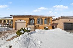 18 RIDLEY Drive, Hamilton, ON L8W 1J2