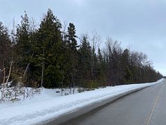 Part Farm Lot 4 CHI SIN TIB DEK Road, Northern Bruce Peninsula, ON N0H 2R0