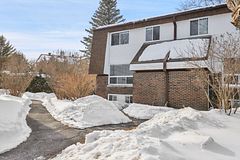 8D Lovell Lane, Bells Corners and South to Fallowfield, ON K2H 9B6