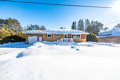 115 Lorne Place, Laurentian Hills, ON K0J 1P0