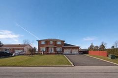 12 Fairholme Drive, South Dundas, ON K0C 1X0