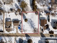 3910 Park Street, Plympton-Wyoming, ON N0N 1E0