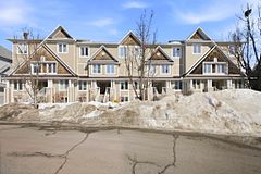 432 Hillsboro Private, Kanata, ON K2M 3A8
