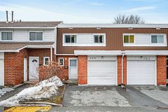 300 Stone Quarry Private S, Overbrook - Castleheights and Area, ON K1K 3Y2